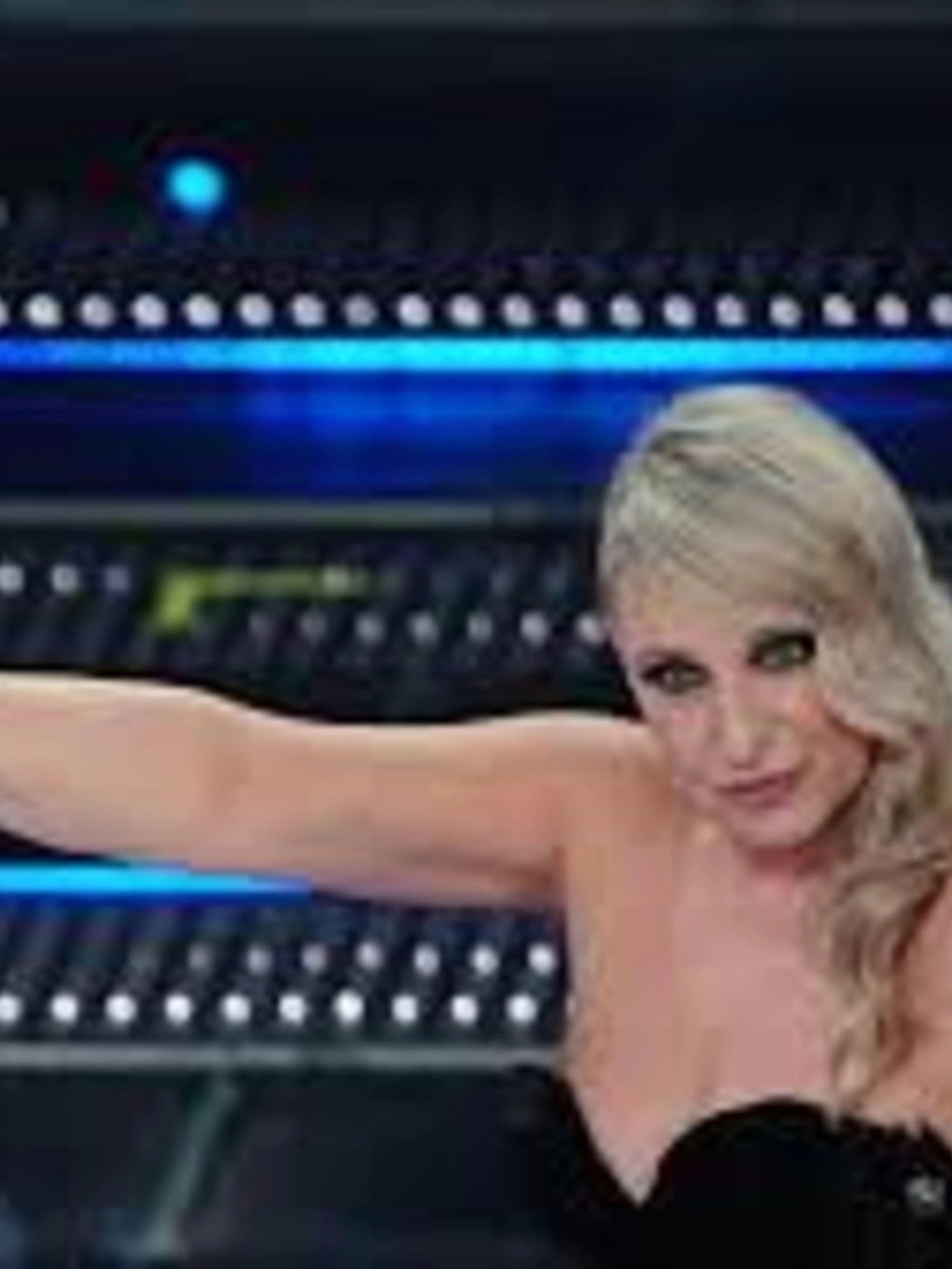 Katia Follesa, la bordata: "A differenza dei miei genitori..."