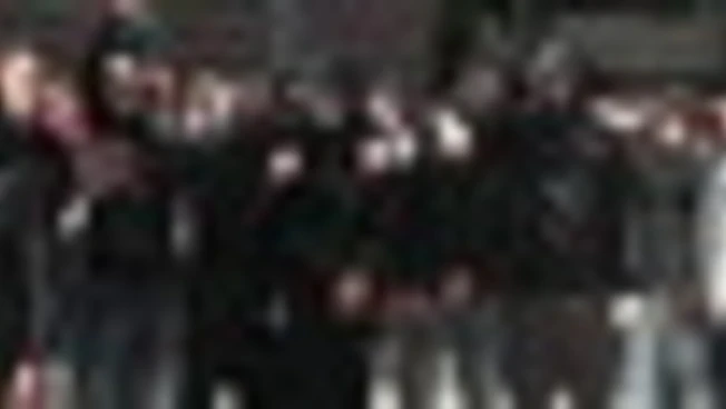 Albania, manifestanti davanti alla sede governo: "Edi Rama dimettiti"