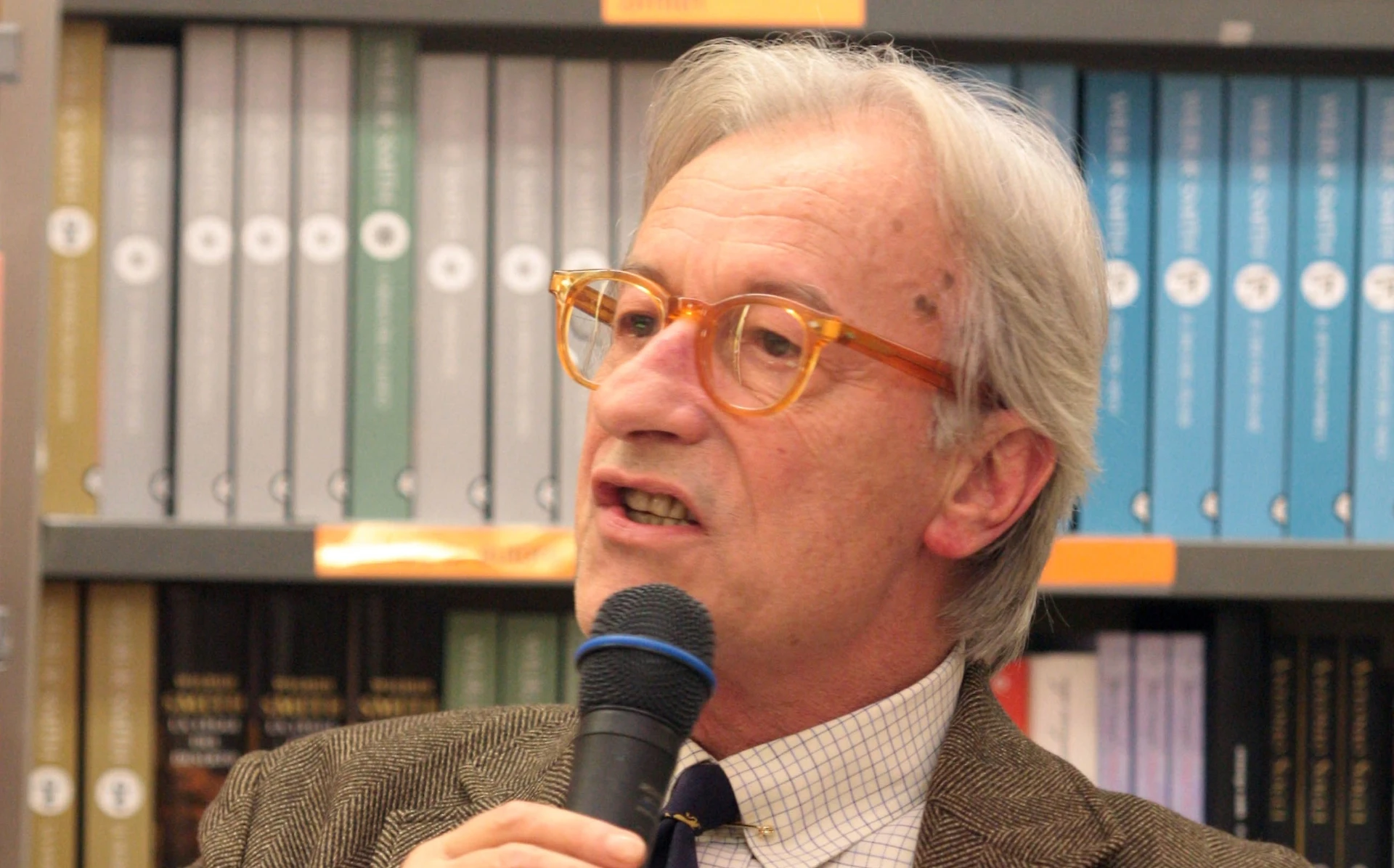 Vittorio Feltri: i presidenti di Camera e Senato? Portinai super-retribuiti che non contano nulla