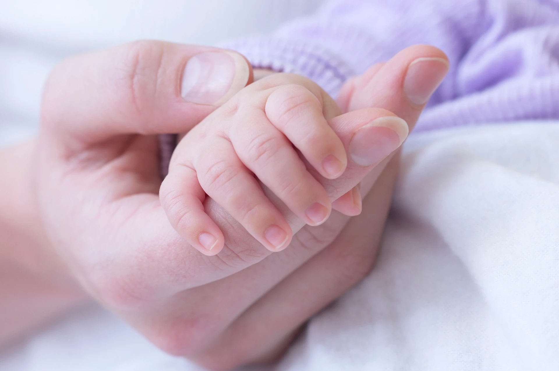 "Anche mia madre è morta di parto. Vi racconto com'è vivere senza di lei"