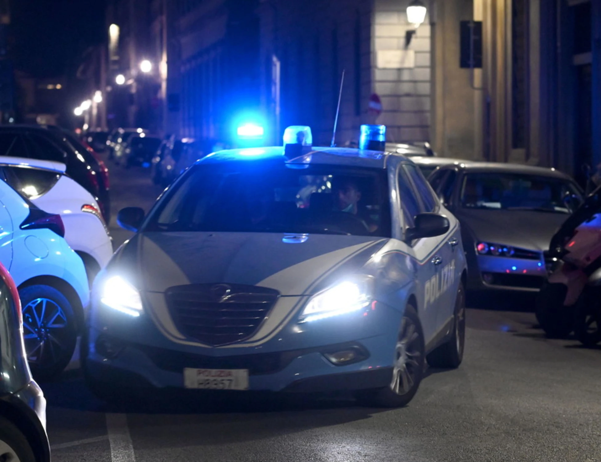 Prato, 20enne marocchino sfregia sette donne: "Colpisco solo le italiane"