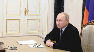 Vladimir Putin "operato d'urgenza: il suo volto al Consiglio di sicurezza...", dettagli inquietanti