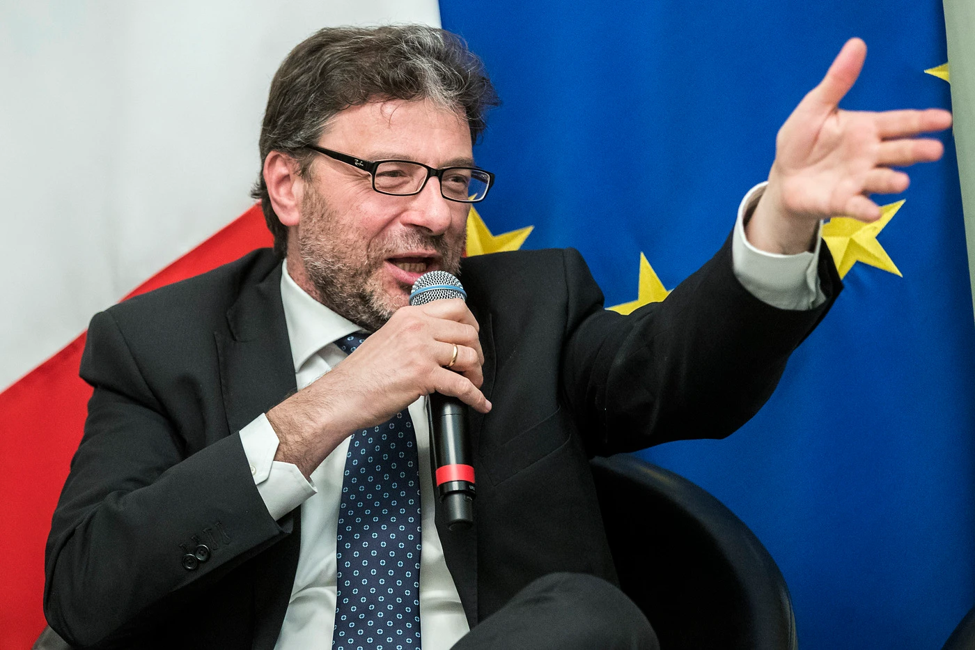 Giancarlo Giorgetti, la svolta al centro. Retroscena dal cuore Lega: "Adesso capite perché?"