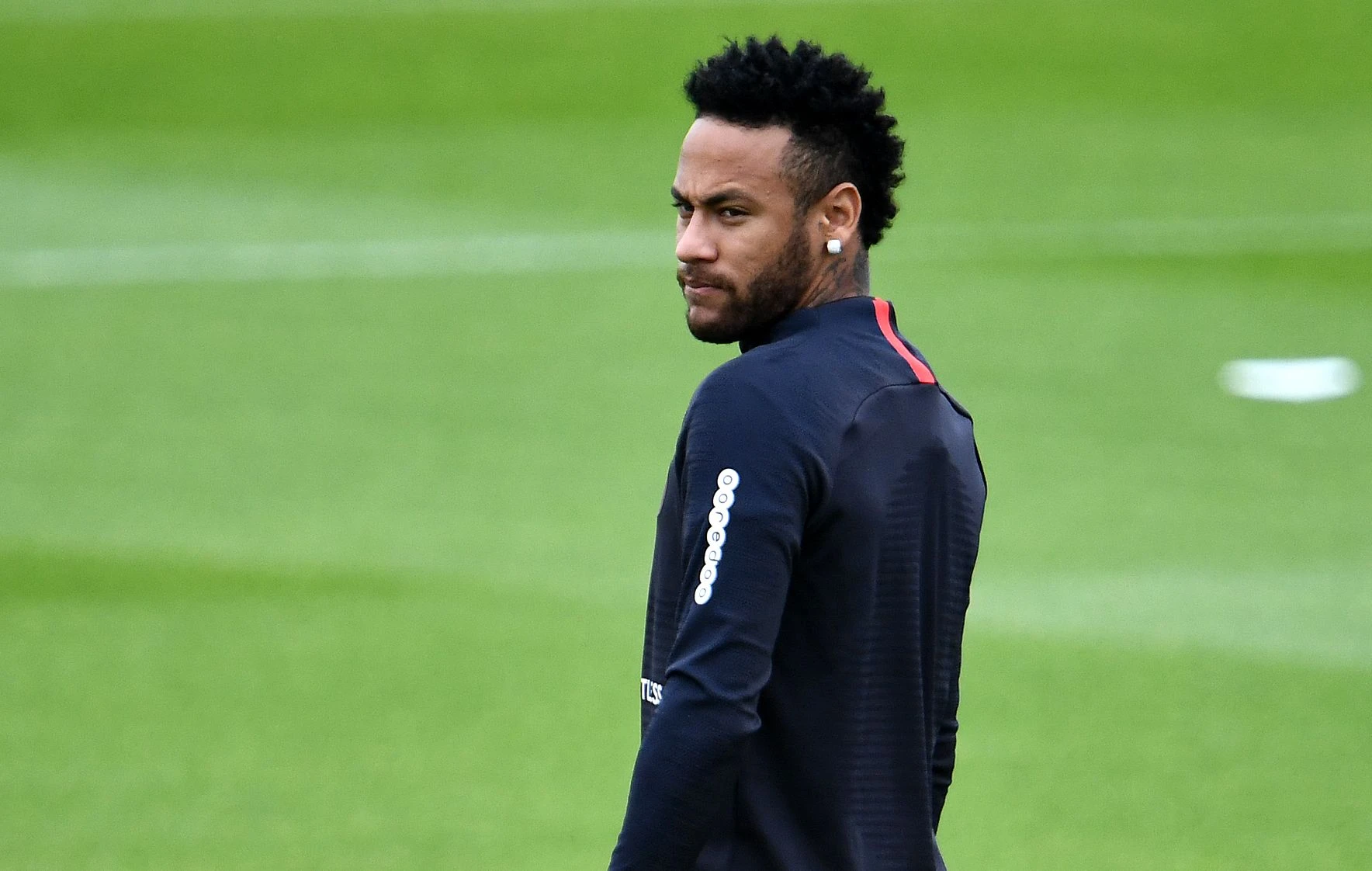 La Juventus irrompe su Neymar, la clamorosa indiscrezione: Dybala e 100 milioni al Psg
