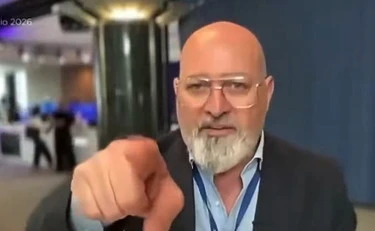 Stefano Bonaccini travolto dalle critiche: "Senza migranti chi pulisce gli hotel?"