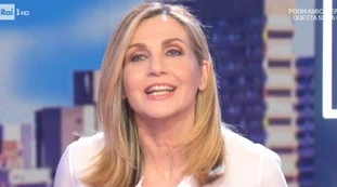 La Vita in Diretta, rivolta pro-Lorella Cuccarini: "Ingiustizia", "Inqualificabile". Terremoto in Rai prima dell'ultima puntata