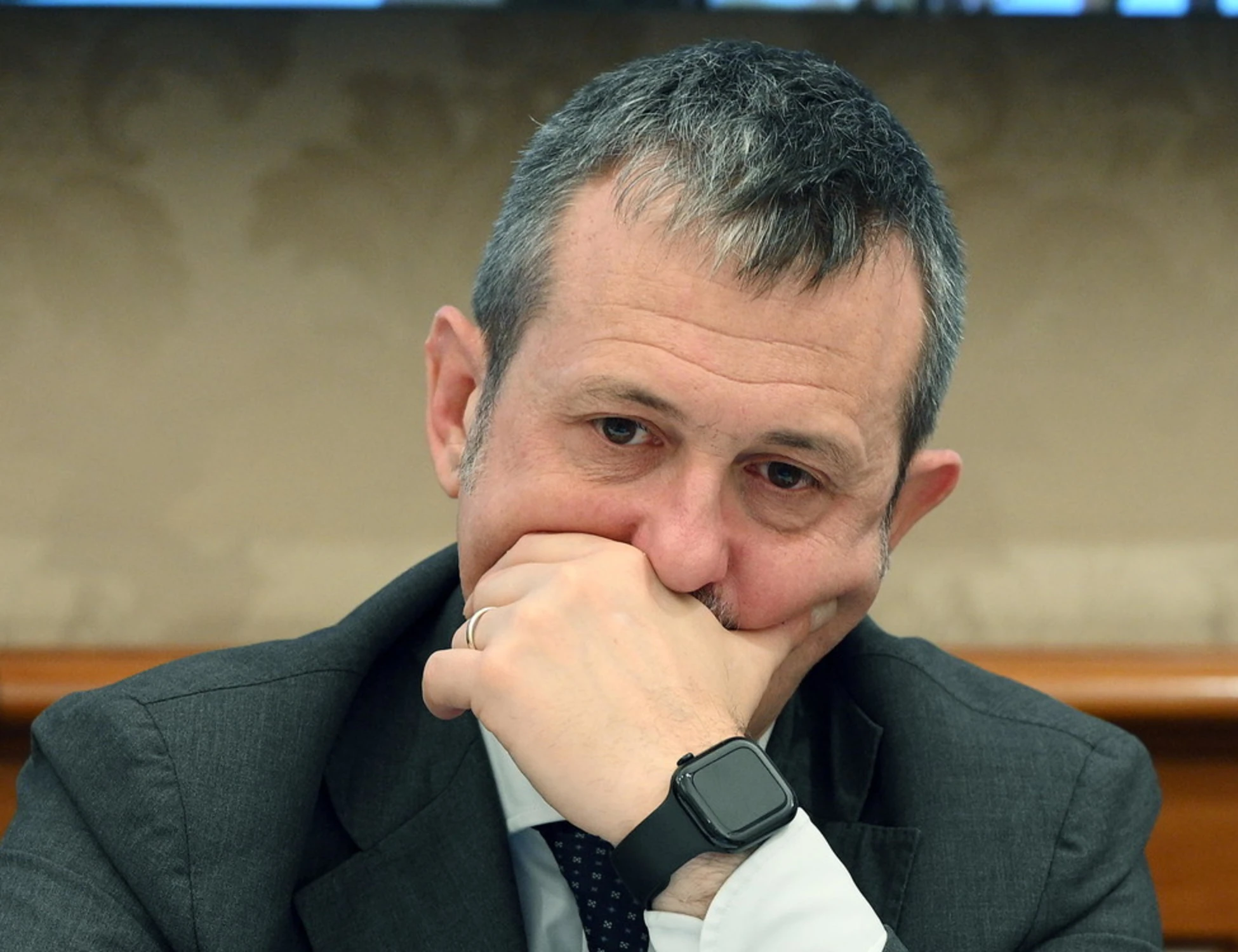 Andrea Delmastro ingannato da un incendio: cosa accadde sei anni fa