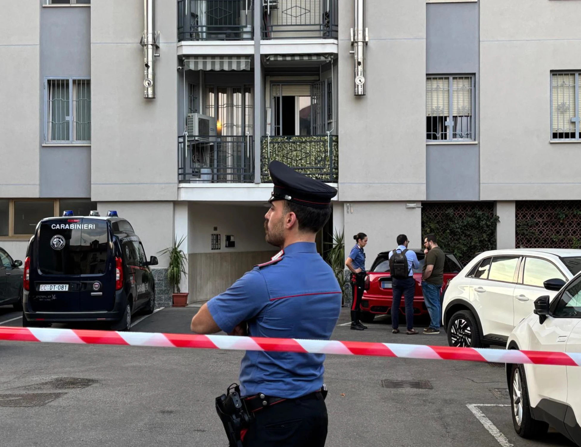 Colleferro, donna uccisa a coltellate davanti al figlio: fermato il marito tunisino
