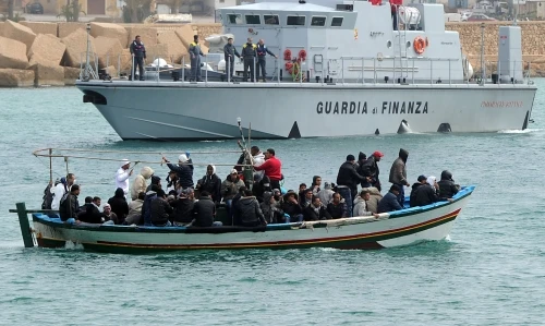 Tragica fuga in mare dalla Libia:senz'acqua, morte 54 persone