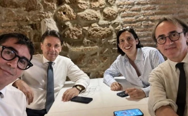 Matteo Renzi e l'avvertimento a Conte: "Se ne assumerà la responsabilità"