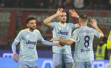 Juventus travolgente: ne fa 5 alla Cremonese, aggancio al 3° posto
