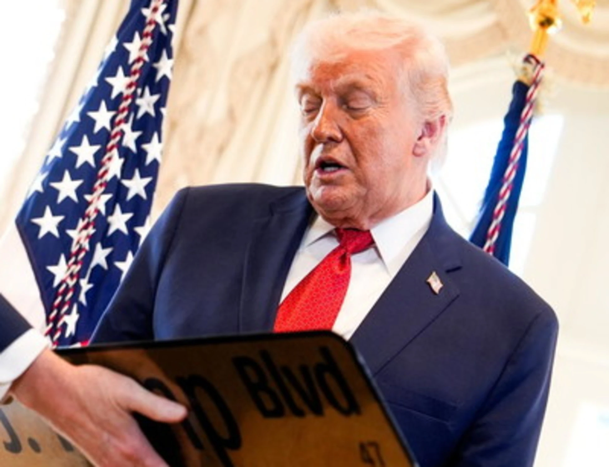 Donald Trump, la lettera al premier norvegese: "Senza Nobel non sono più obbligato a pensare alla pace"