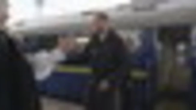 https://media.liberoquotidiano.it/YS4euc2OVdMlYq-uXL_tFUhzac1aMRGf_rTFsnqMDW0/width:800/quality:90/aW1hZ2VzLzIwMjUvMDkvMTIvMTQyMjI0NzkxLTMyZmM3N2JmLWNhOWEtNDc2Ni1iMTY5LTk2NTkzYjBlYzNhNi5qcGc.webp