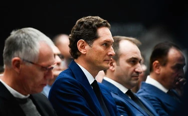 Repubblica, i greci che comprano da Elkann? Rumors: cosa vogliono fare davvero