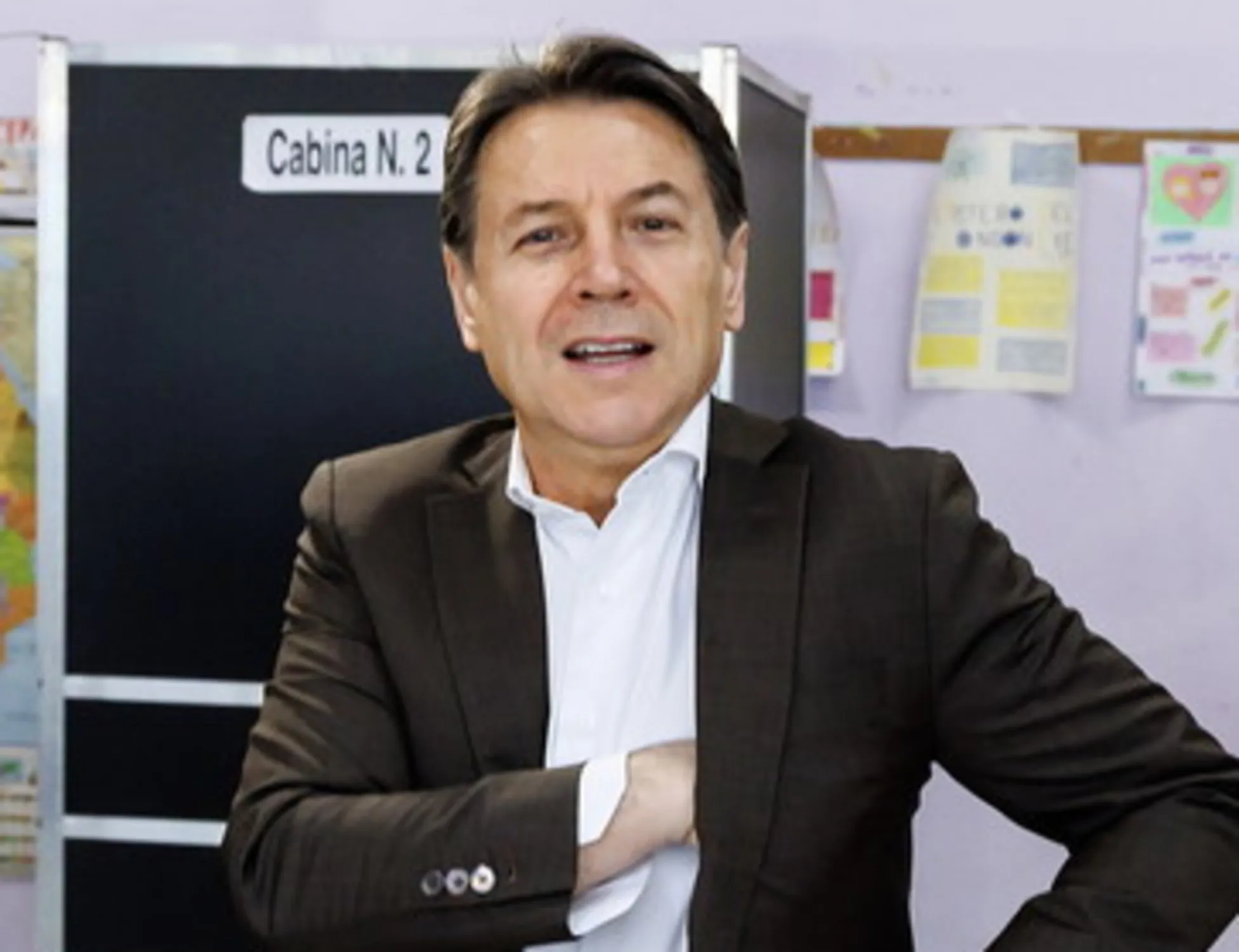 Leggi l'articolo: Conte "pronto a trattare": cosa filtra dai sondaggi