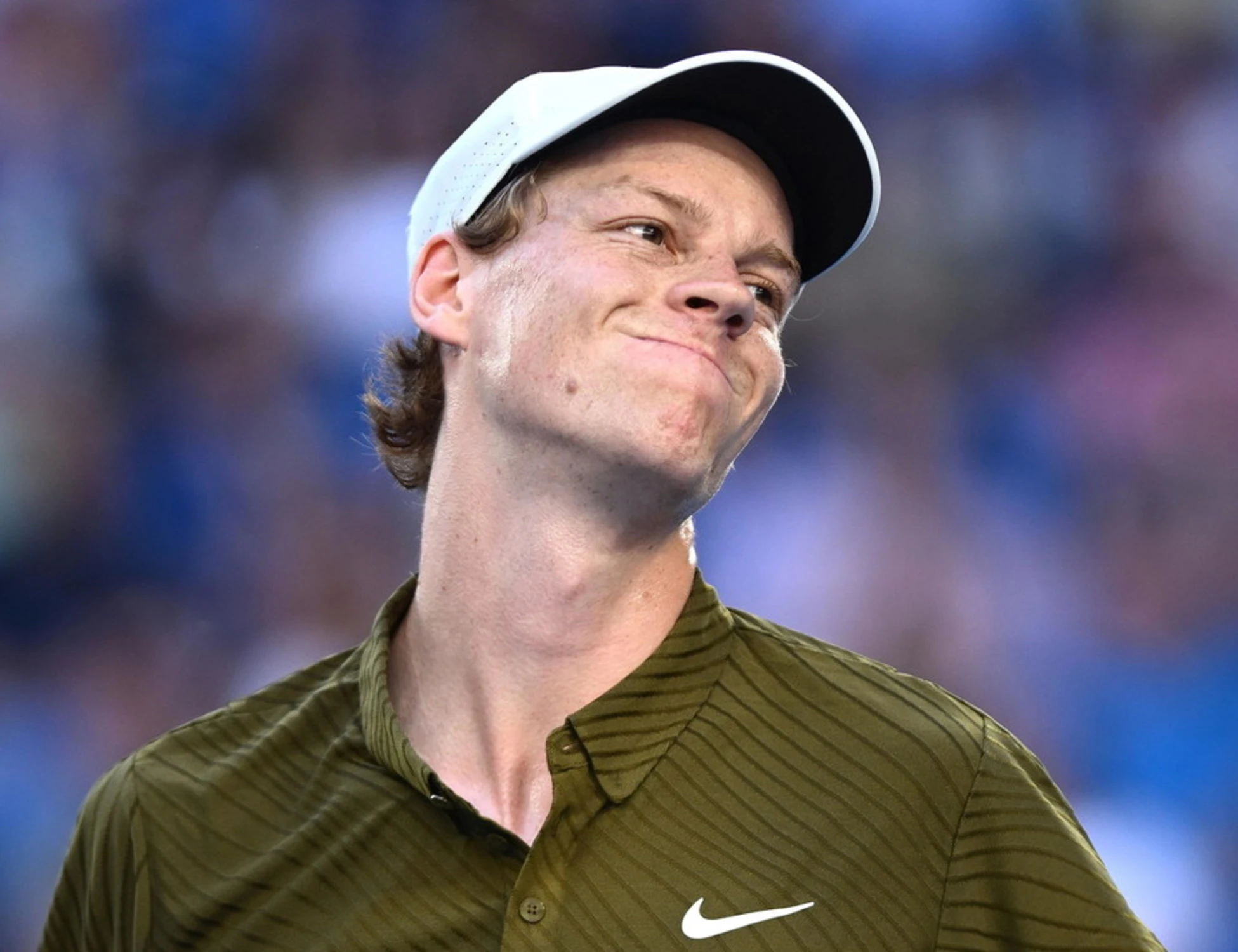 Jannik Sinner, scelta estrema: perché ordina solo cibo da asporto