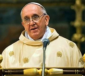 MIGRANTI, PAPA FRANCESCO "TANTI TRATTATI DA NUMERI MA SONO PERSONE"