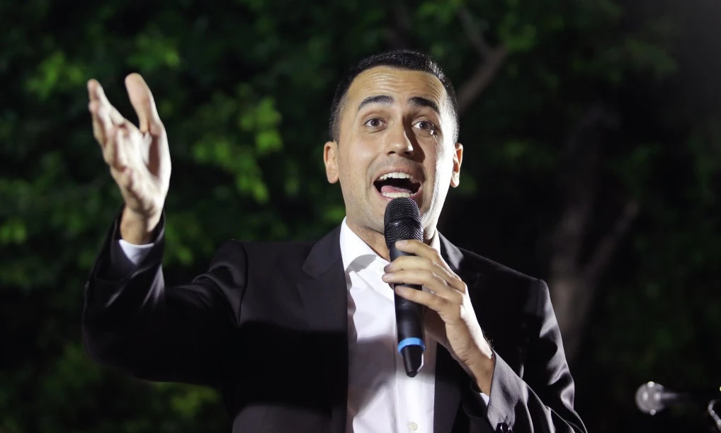 Luigi Di Maio in ospedale dall'operaio licenziato dalla Fiat