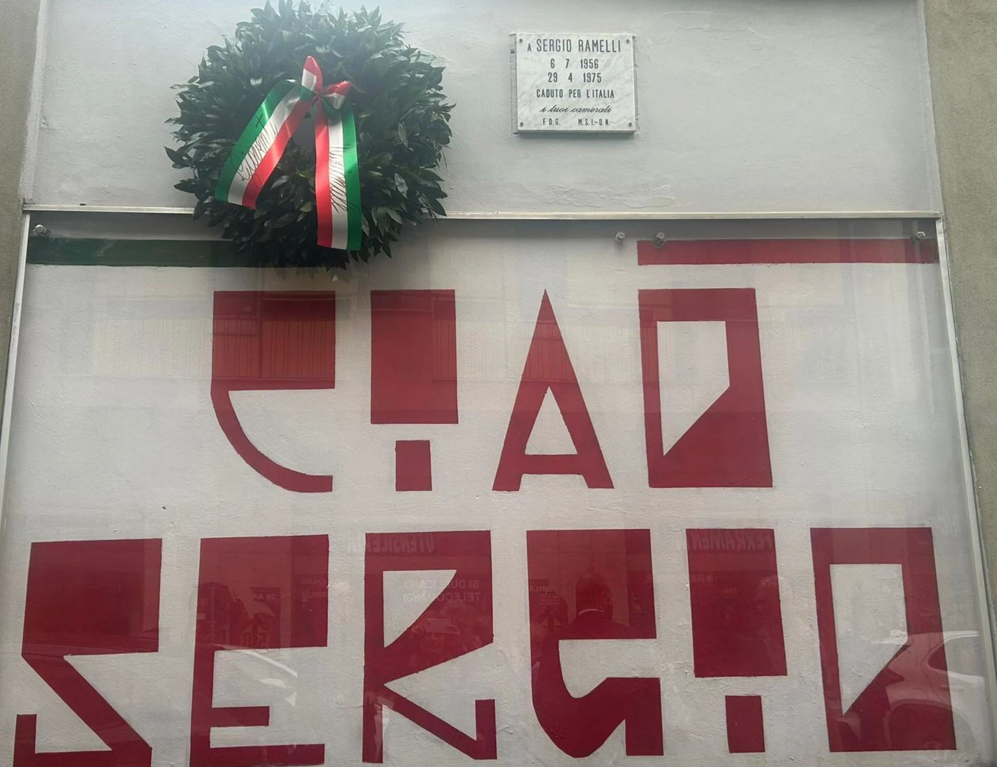 Sergio Ramelli, l'ultimo sfregio: escrementi sul monumento in suo onore