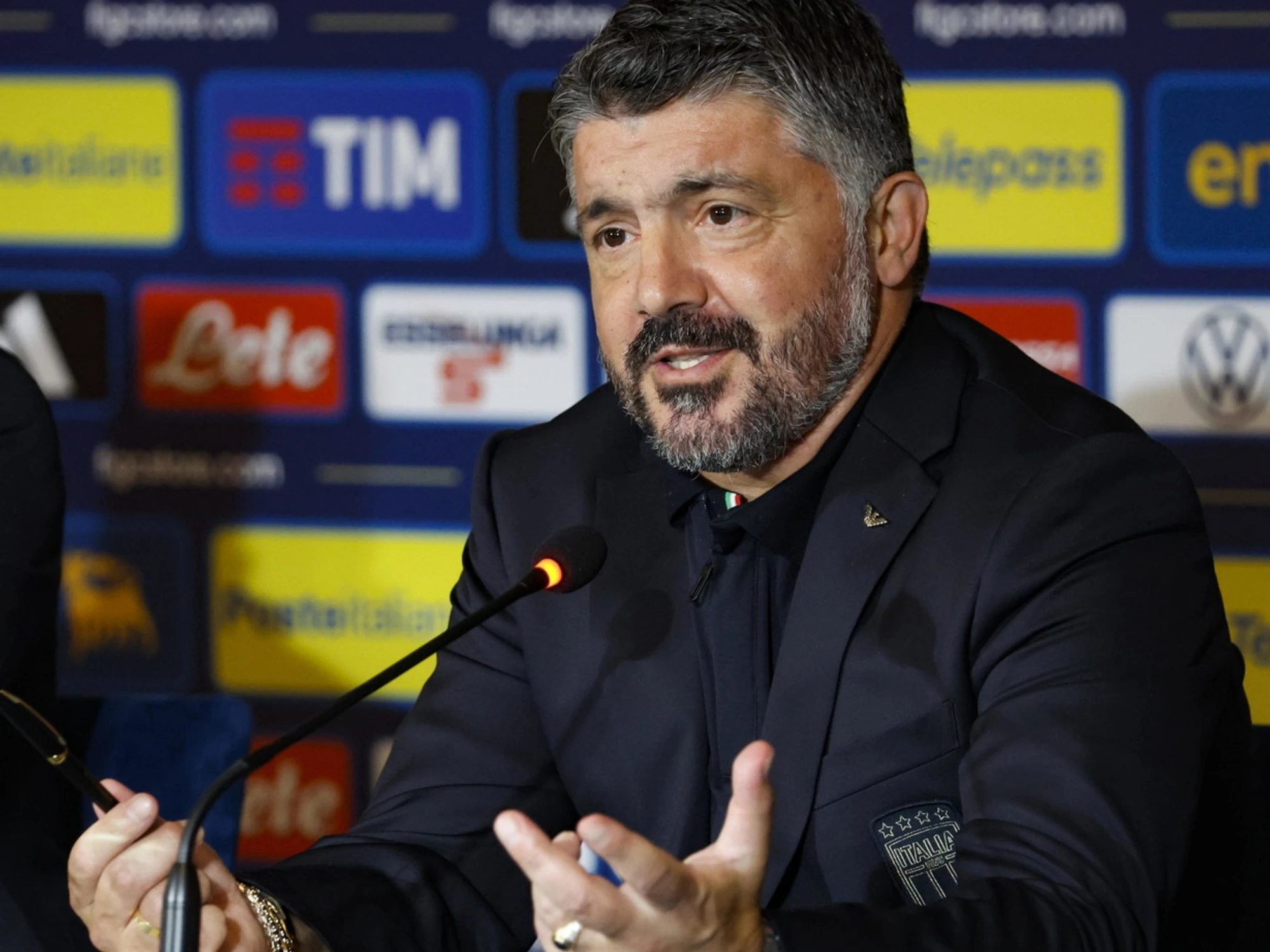 Italia, Gattuso si presenta: "Acerbi?", è subito bordata