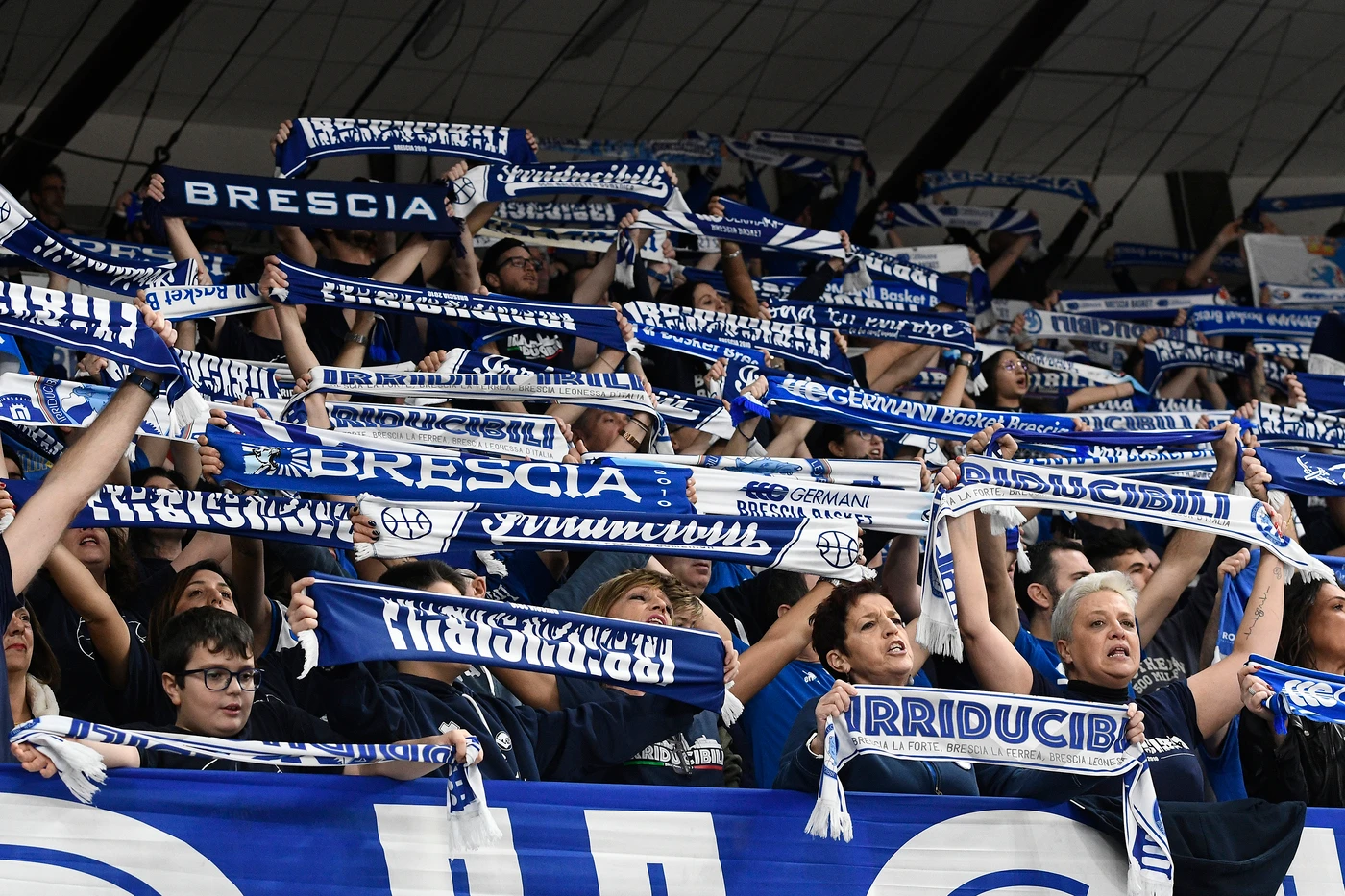 Sport e sessismo, da Brescia parte la campagna "#Sessismofuoridallepalle"