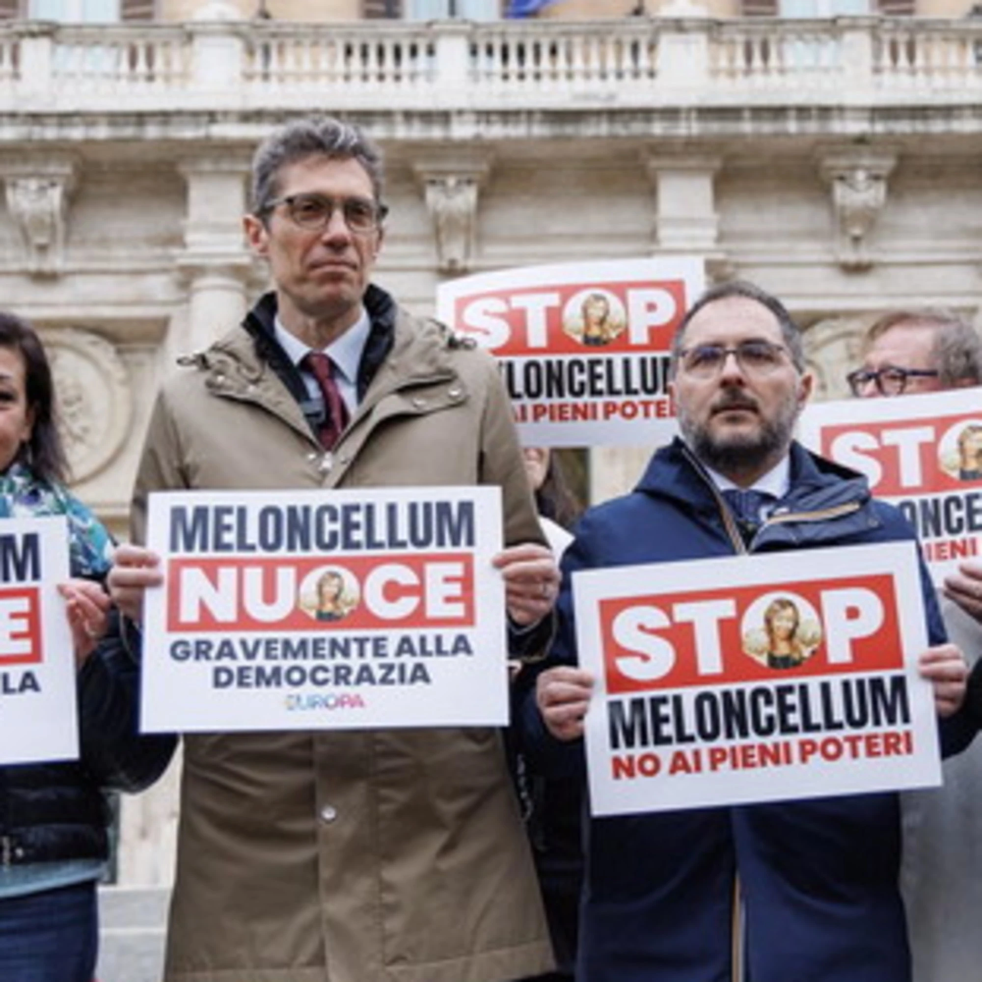 Alla sinistra va bene l'ingovernabilità