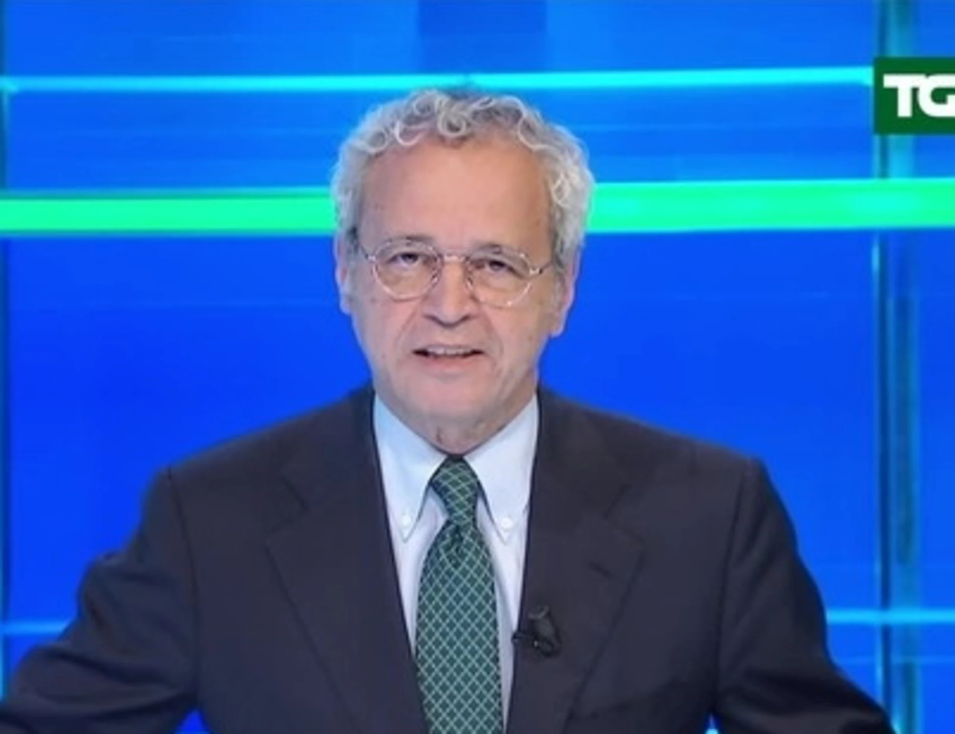 Enrico Mentana inchioda la sinistra con una foto: "Negli ultimi tre anni..."