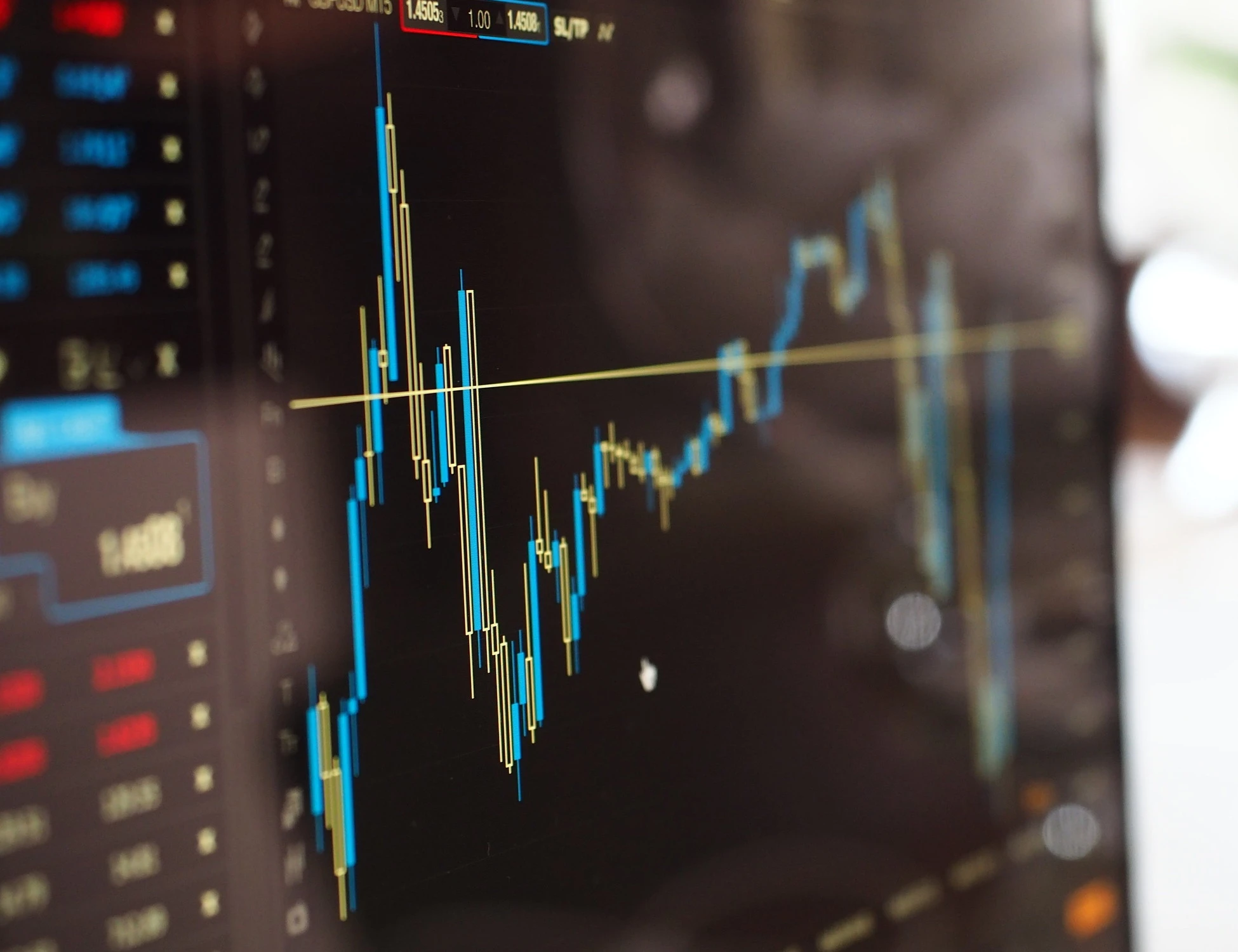 Hormuz, crolla il prezzo del petrolio e le Borse volano: c0s'è successo in pochi minuti