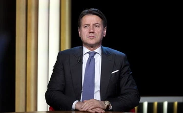 https://media.liberoquotidiano.it/YakWZBAbwLnxhDbApkynimUkHqOPufACjYCTzWrgNW0/width:800/quality:90/aW1hZ2VzLzIwMjYvMDUvMTIvMTA1MTI0MTY2LWI2YWY2YjJhLWU4MjItNGI3Ni05M2E2LWFkYjk4ZmM3NjAzMC5qcGc.webp
