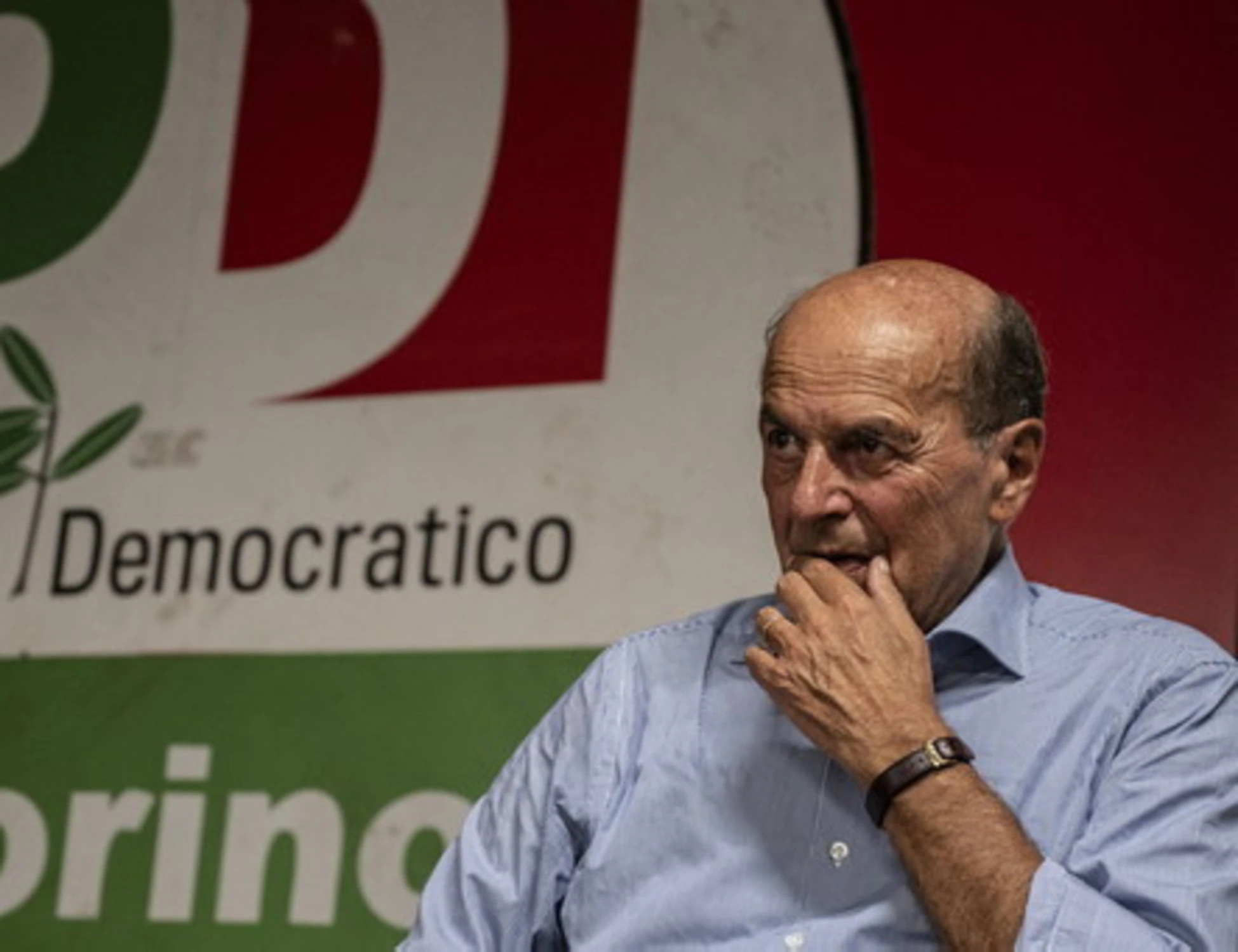 Bersani leader, chi lo spinge: sinistra, siamo alle comiche