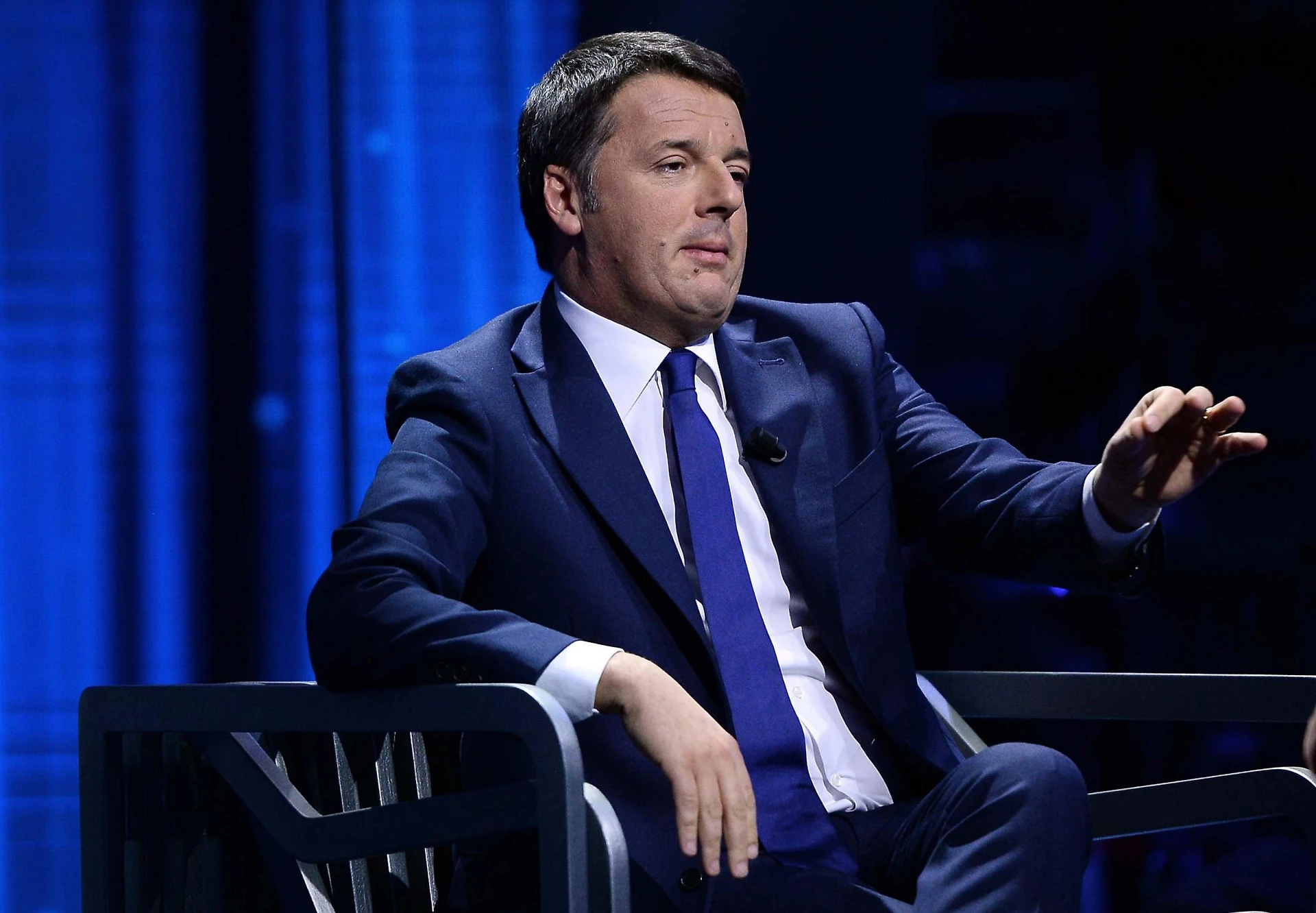 Matteo Renzi disperato: "Cosa faranno Silvio Berlusconi e Matteo Salvini non appena andranno al governo"