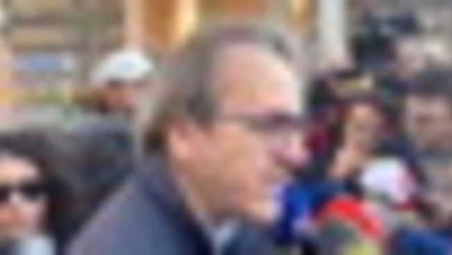https://media.liberoquotidiano.it/YdF9LT9wK54lysXFWPv8u_39tskn8FctXHGR5ug03x0/width:800/quality:90/aW1hZ2VzLzIwMjUvMTAvMDMvMDgyOTE2OTkzLTliY2FkZmQ1LTVjMjYtNGQ0NC1iNjA0LWVkZjg1YTYzOGVkNS5qcGc.webp