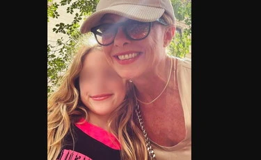 Meloni smonta le balle della sinistra: "Le combatto come donna e madre"