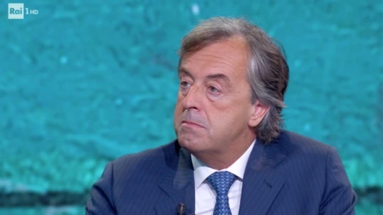 Virus in Cina, Roberto Burioni: "Dati poco convincenti. La situazione potrebbe già essere fuori controllo"