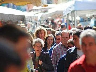 Famiglie italiane pressate dal carico fiscale, in aumento di 1,7 punti dal 2007