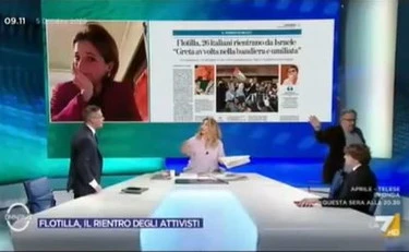 https://media.liberoquotidiano.it/Yhl4mqwYczATnbPp17YDPy6DuJN9X8G3avtyKYXDaso/width:800/quality:90/aW1hZ2VzLzIwMjUvMTAvMDUvMDkxNjE3OTkwLTU4OTc2NmQ3LWQyNjctNDZjMi04NzM1LTFjNTRlOWFiM2I0ZC5qcGc.webp