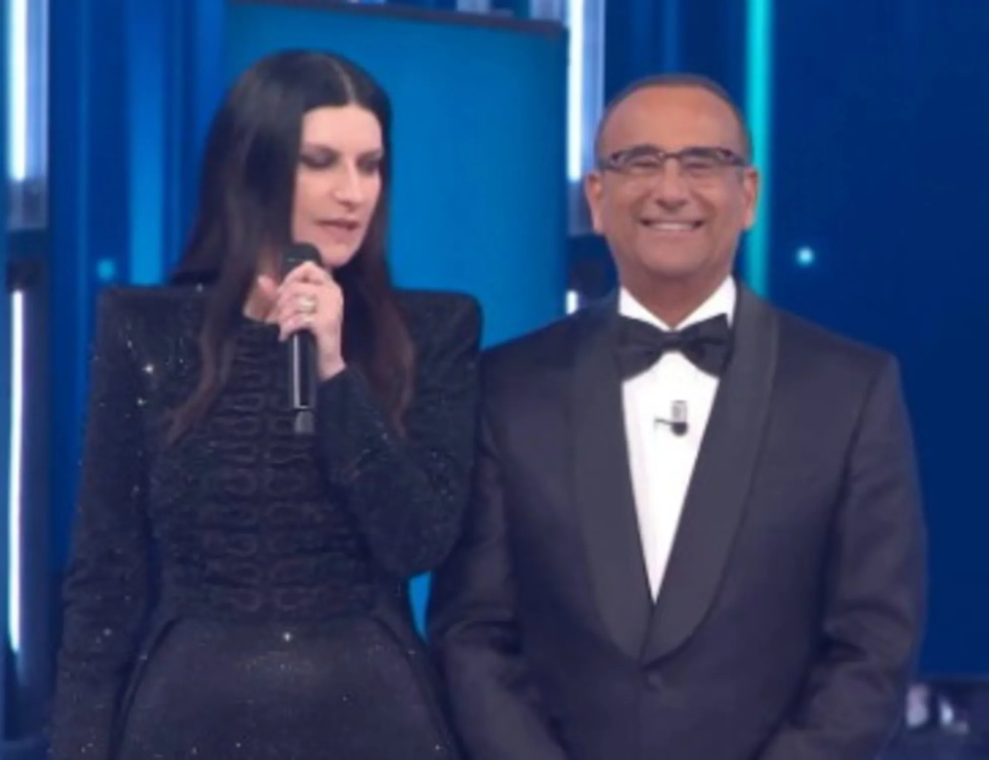 "Che cavolo stai dicendo": Pausini infilza Conti, stupore all'Ariston 