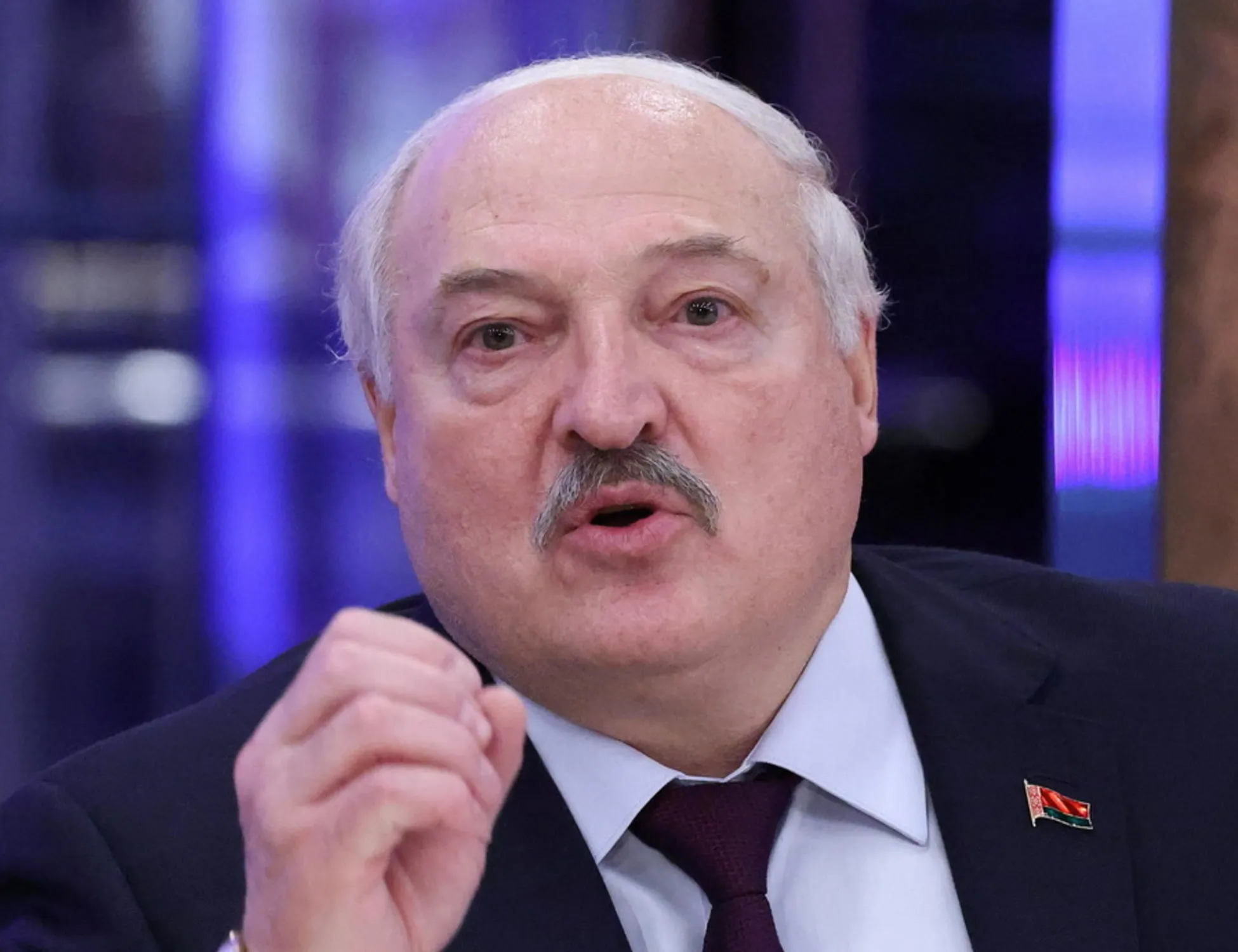 Biellorussia, Lukashenko rilascia 123 prigionieri: cosa chiede in cambio a Trump