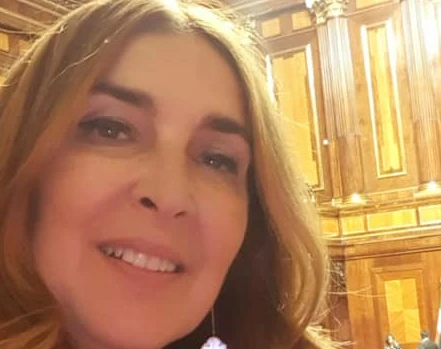 Patty L'Abbate, l'assurda trovata grillina per alimentare gli autobus: "Cacca nei serbatoi"