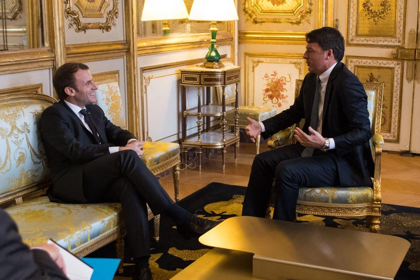 Matteo Renzi, lo schema Macron per distruggere il Pd: "Farò come lui coi socialisti"