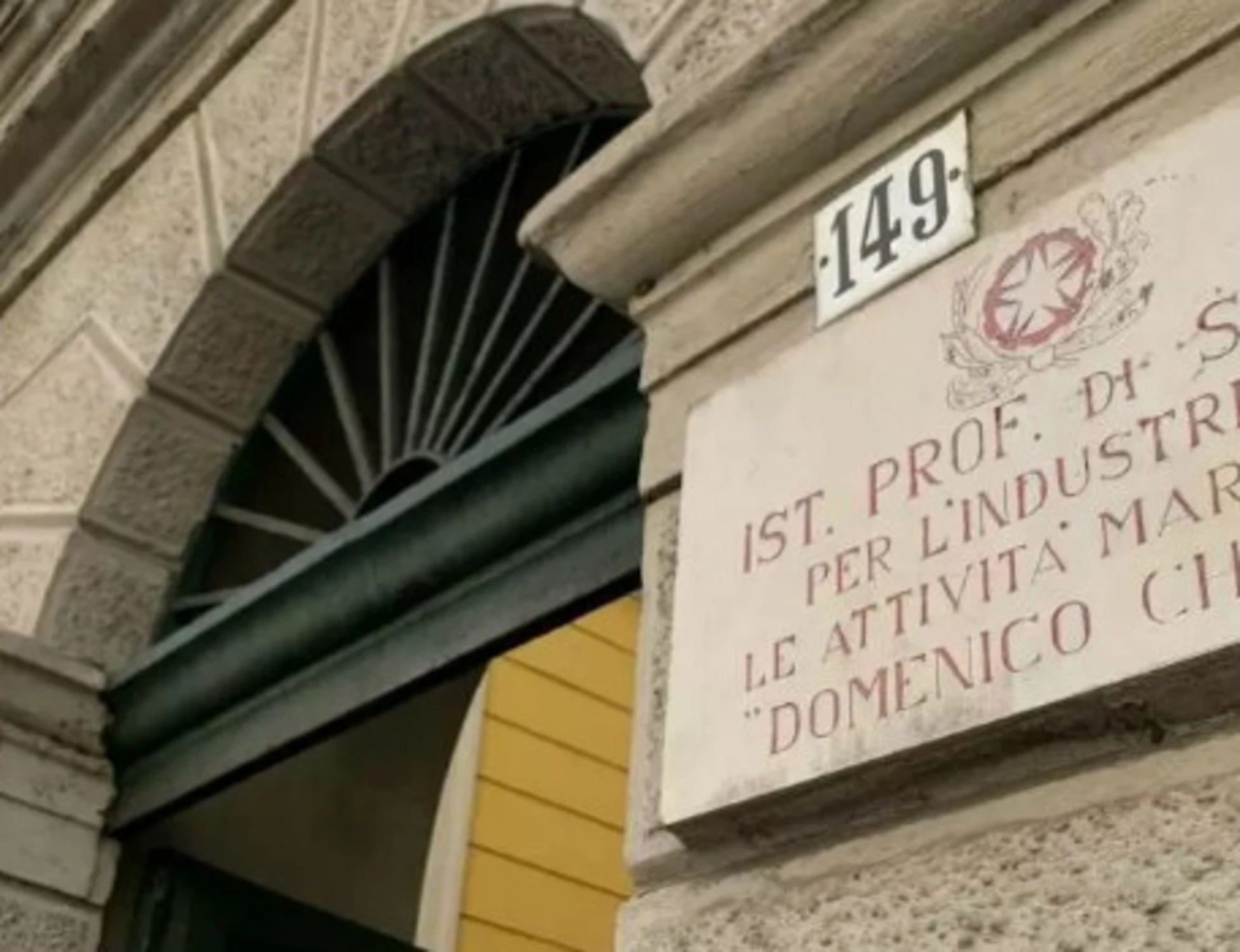 La Spezia, 18enne in fin di vita: la foto-choc dello studente col coltello