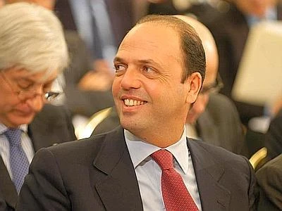 Elezioni, Alfano: "Subito via il redditometro se vinciamo"