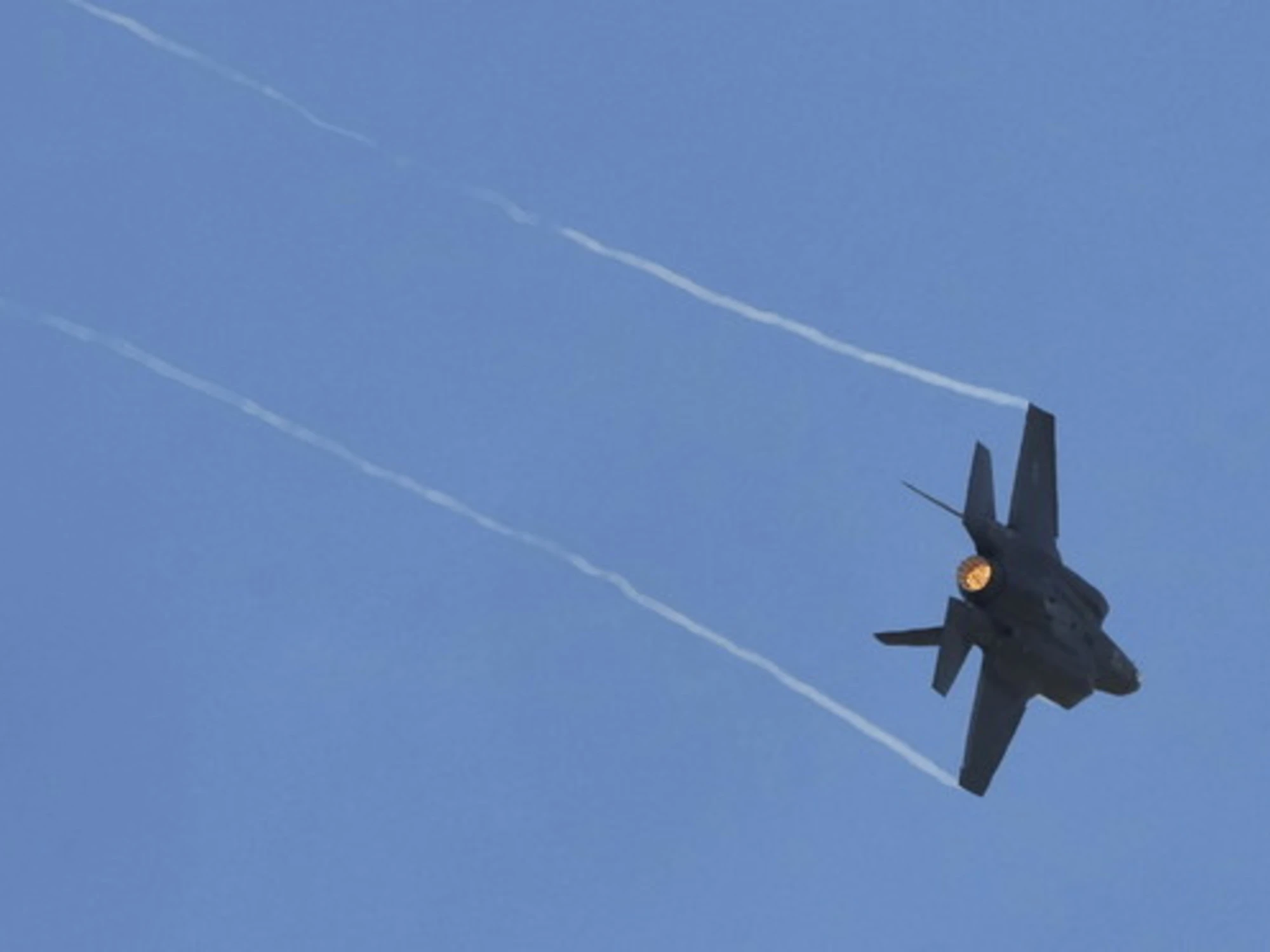 Sicilia, venti di guerra: ecco la base per F-35
