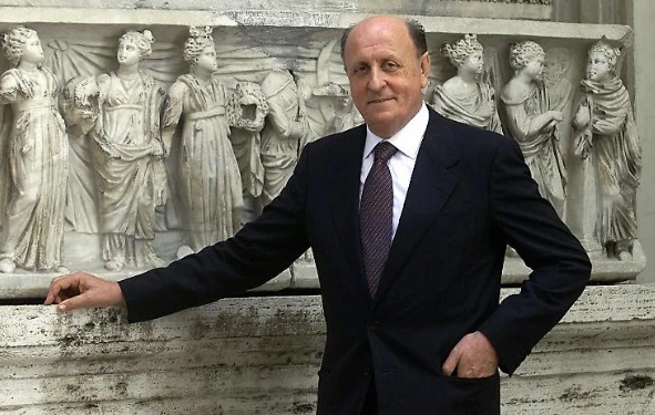 Vaticano, ex presidente Ior imputato per peculato e autoriciclaggio: "Non ricordo il nome di mia suocera"
