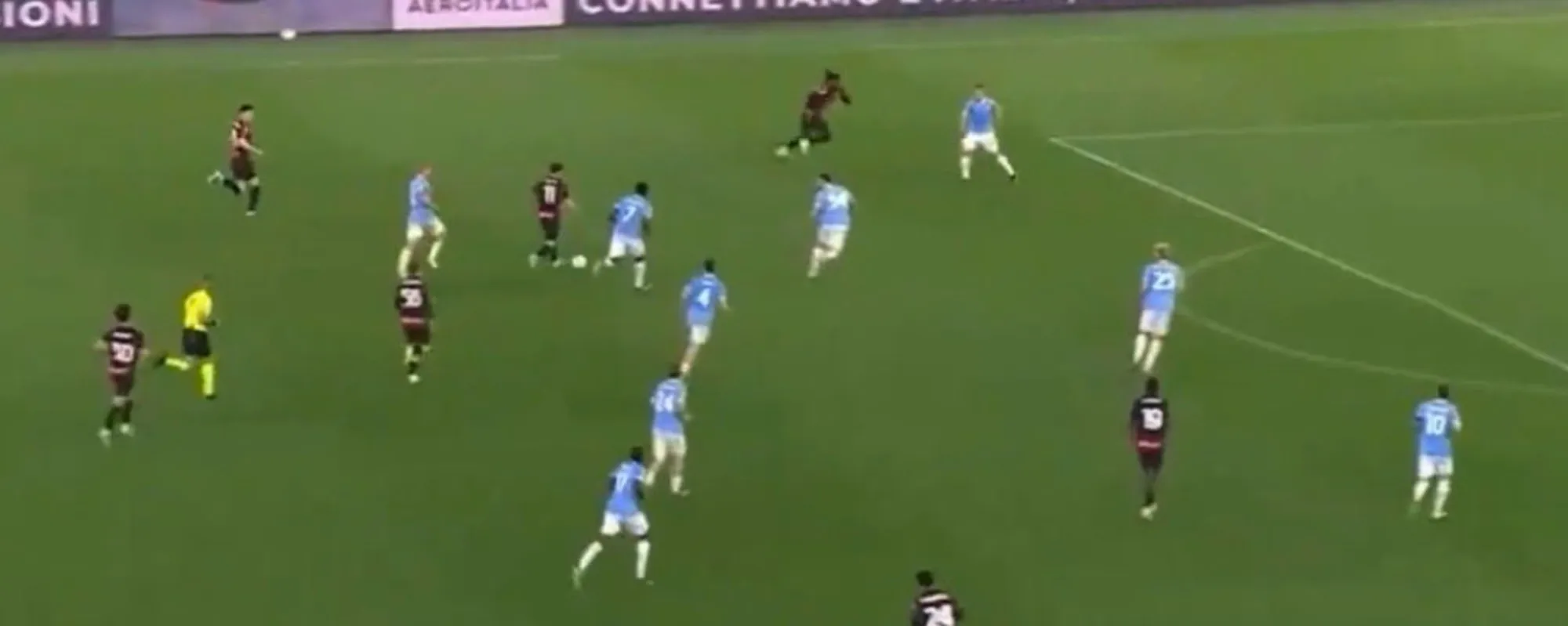 Polveriera-Milan, com'è iniziata la rissa in campo tra Leao e Pulisic