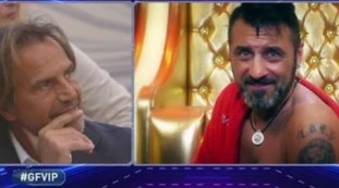Grande Fratello Vip, Antonio Zequila si vendica di Sossio Aruta: "A proposito di cafone antisportivo...", il passato scabroso dell'ex tronista