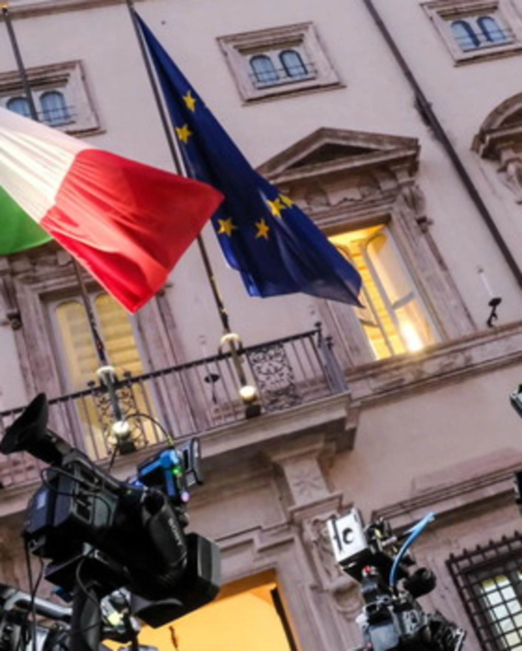 Manovra, verso un contributo di 4,5 miliardi dalle banche
