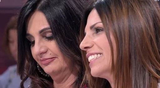 Affari Tuoi, "ora siete contente?": per Fiorangela e la sorella finisce in disgrazia