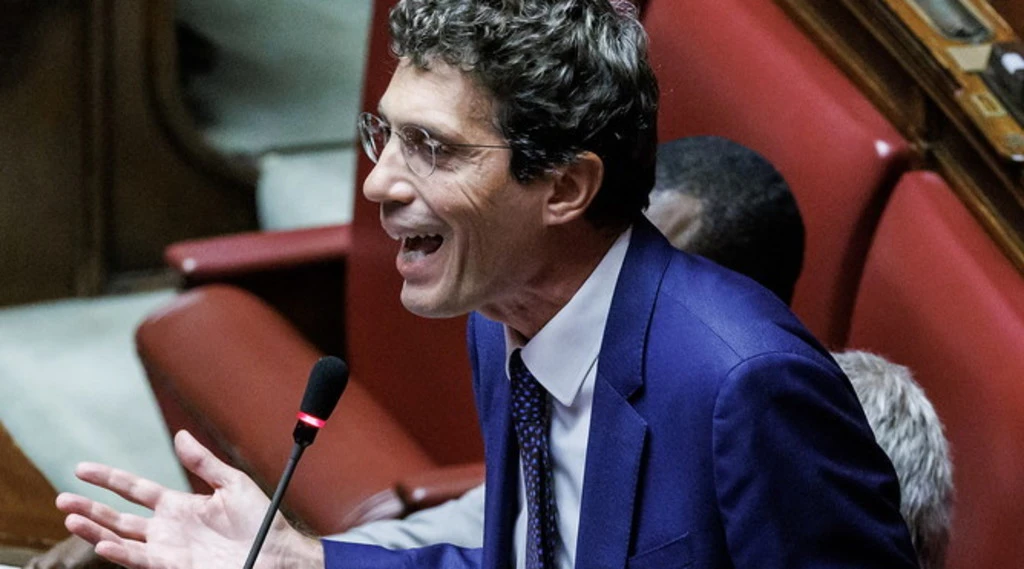 Meloni-Giambruno, l'attacco (gratuito) di Magi: "Famiglia Mulino Bianco? Basta"
