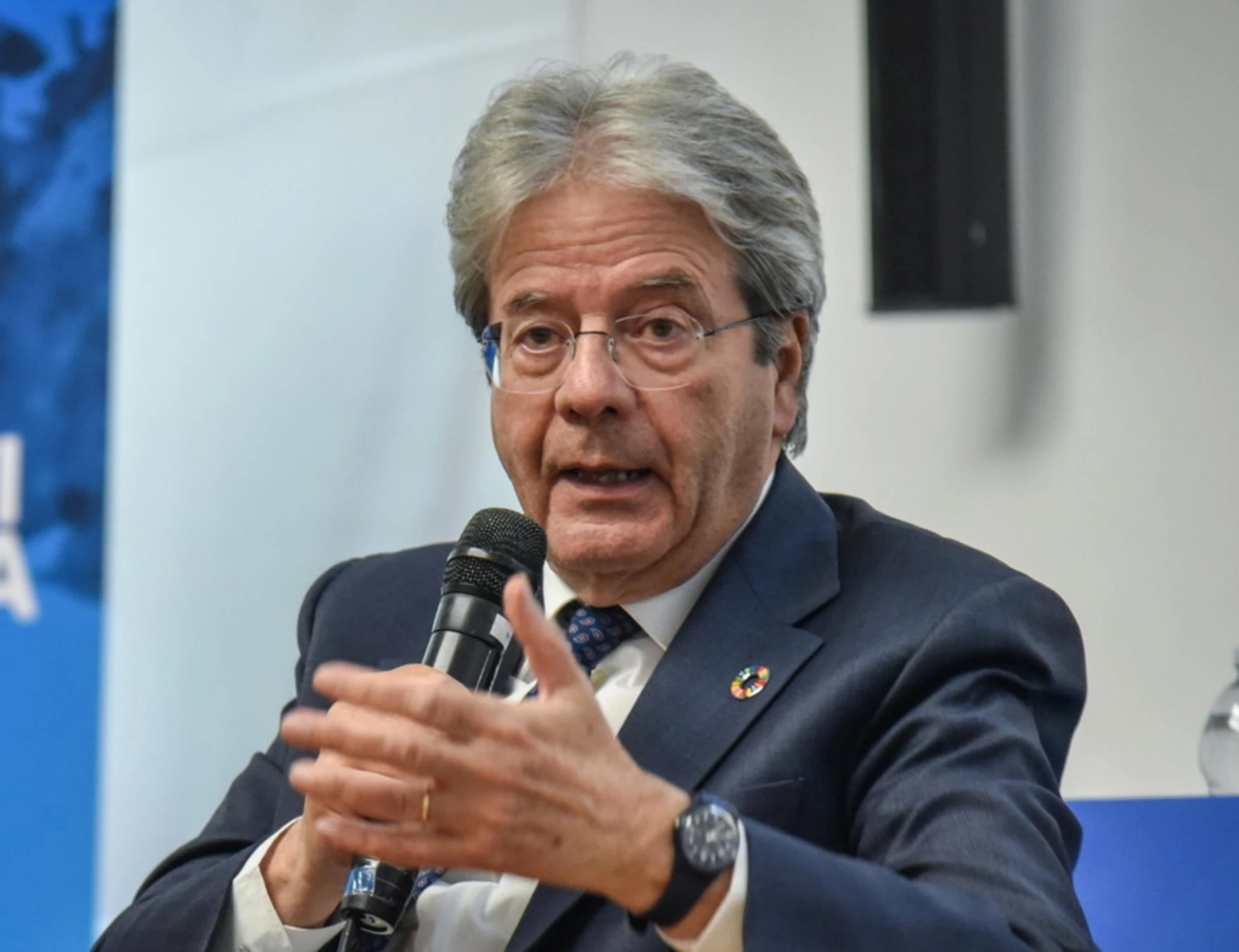 Gentiloni, una micidiale frase "sfuggita": come affonda la Schlein